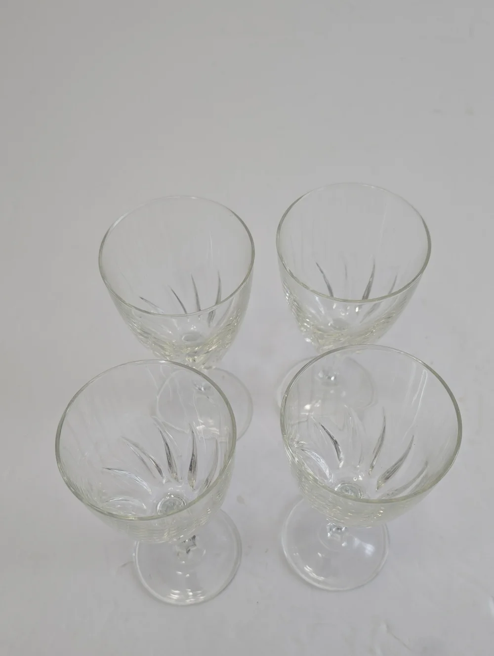 Vintage Cristal D'Arques Set Of 4 Durand Flamenco Flared Swirl Wine Glasses
